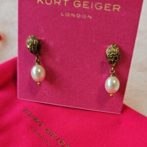 Kurt Geiger Aretes águila con perla