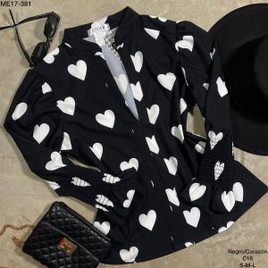 Blusa corazones negra