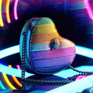 Kurt Geiger Kensington corazón rainbow