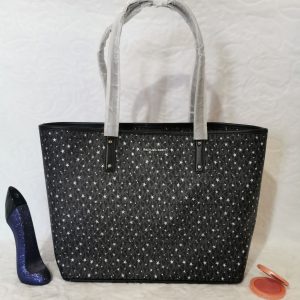 Michael Kors tote estrellas