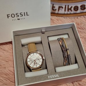Reloj y pulsera Fossil para dama