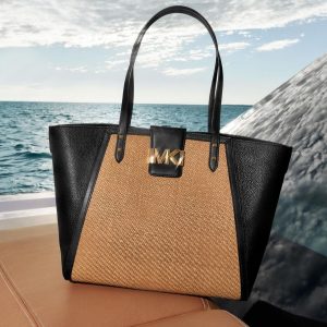 Bolsa Michael Kors Karlie