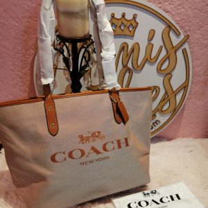 Coach tote camel