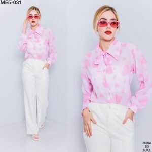 Blusa Love en transparencia rosa