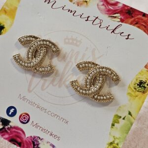 Aretes CC mini perlas