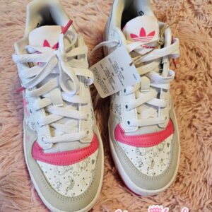 Tenis Adidas Kitty