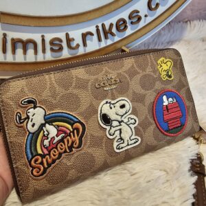 Coach cartera snoopy larga
